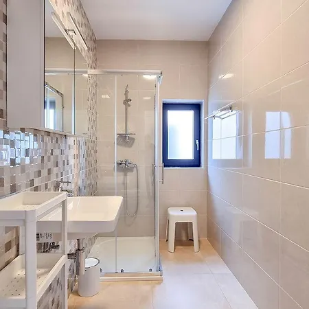 Holiday home Top-modernes Ferienhaus Unweit Vom Strand Mit Klima, Wifi, Grill