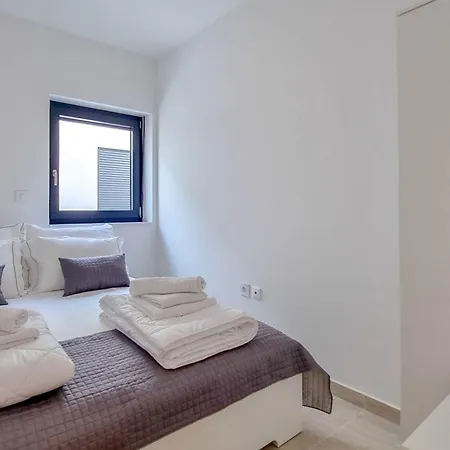 Top-modernes Ferienhaus Unweit Vom Strand Mit Klima, Wifi, Grill Holiday home *