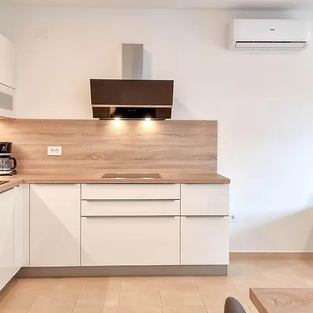 Holiday home Top-modernes Ferienhaus Unweit Vom Strand Mit Klima, Wifi, Grill *